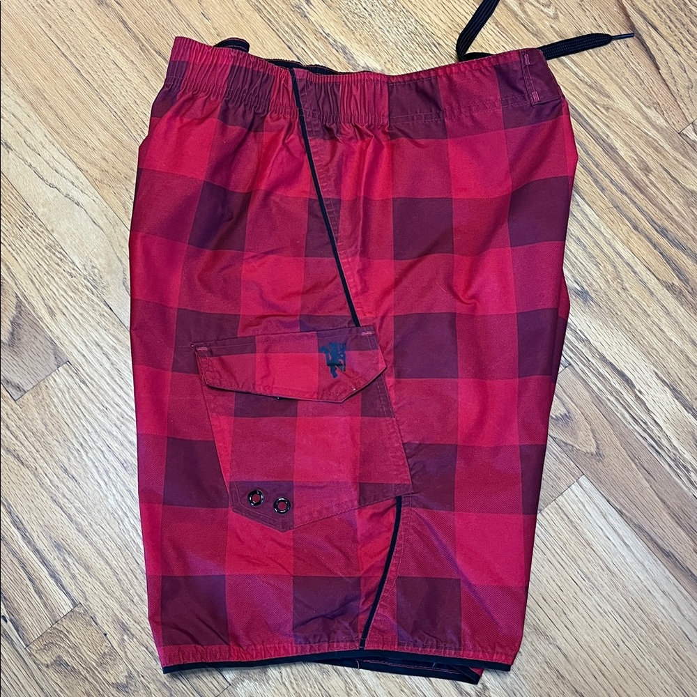 Manchester United Board Short/Swimmers Red Black w/Pocket & Logo Men's Size 36 - Picture 6 of 10
